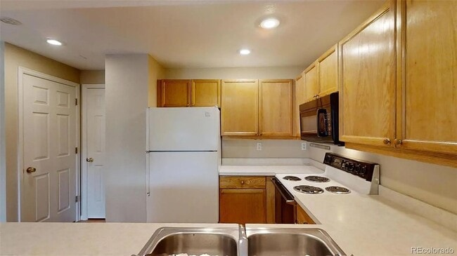 Photo - Two Bedroom Townhome Available For Rent in...