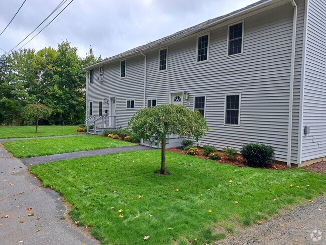 Building Photo - 17 Dartmouth St Unit 17 Rental