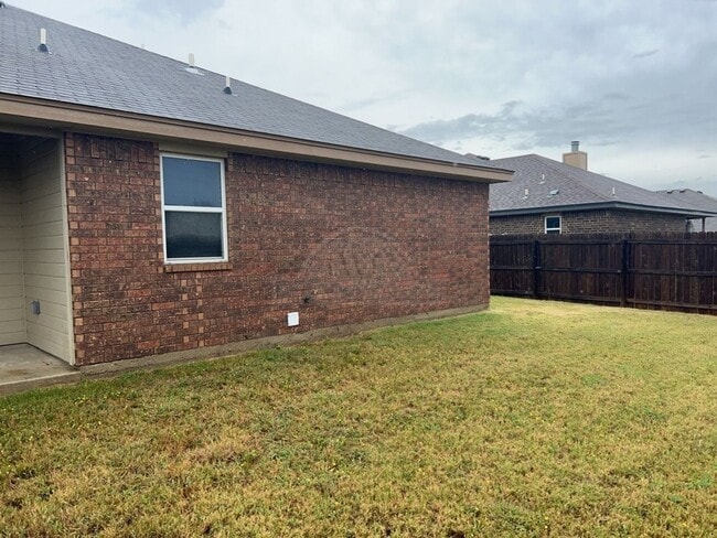Photo - 2604 Tarrant County Dr