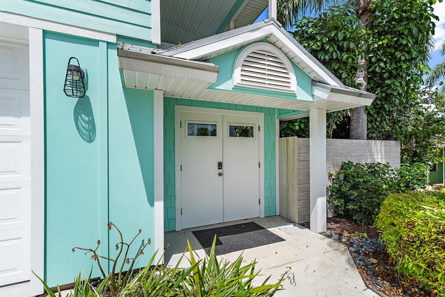 Photo - 3463 Canal Ct