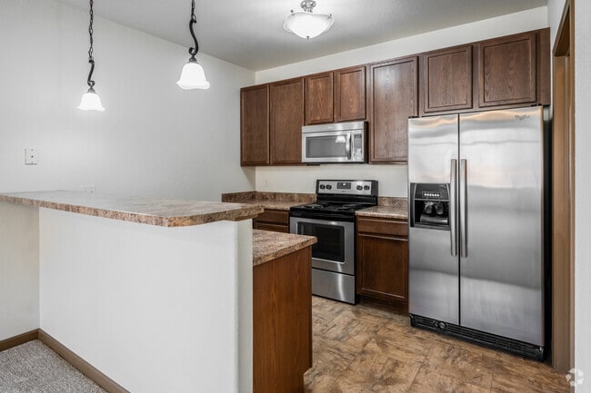 2BR, 2BA - Scott - 1,117SF - Kitchen