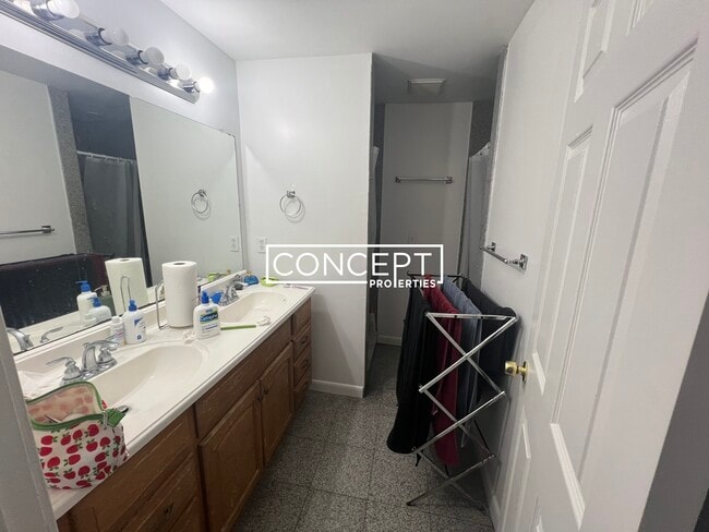 Photo - 10 Parker Hill Ave Unidad 2