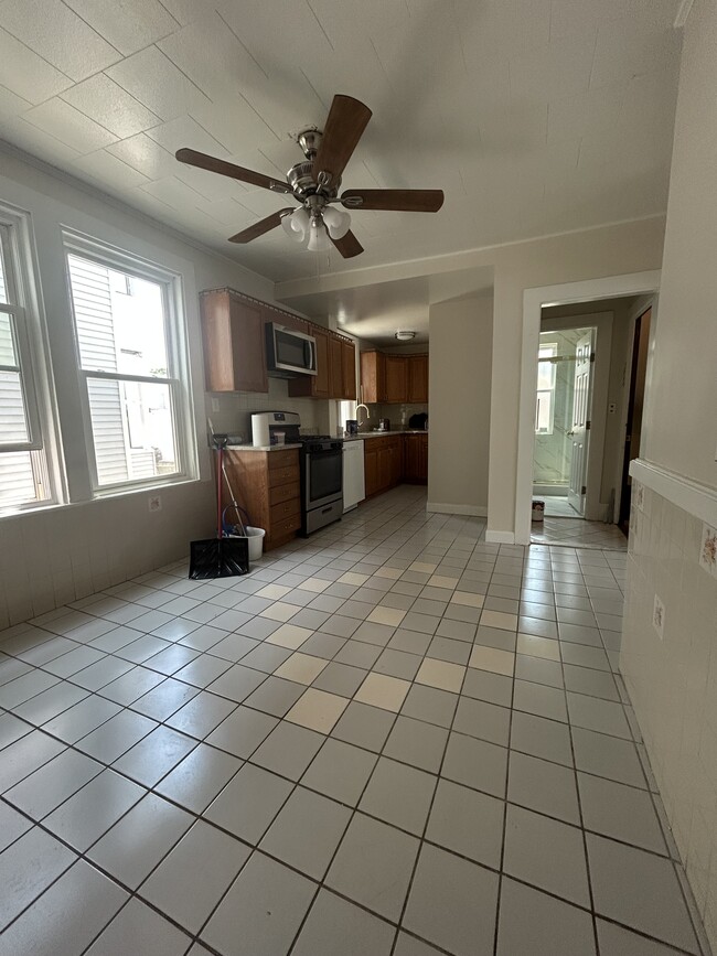 Photo - 15 Phillips St Unit 2