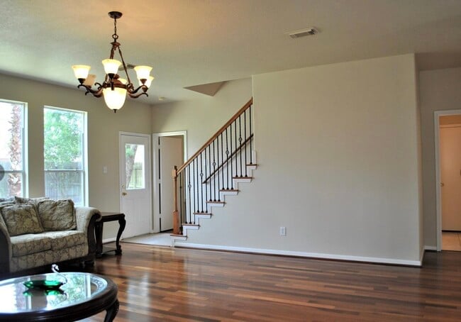 Photo - 19438 Juniper Vale Cir