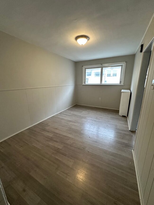 Photo - Newly renovated 3 Bedroom house for rent