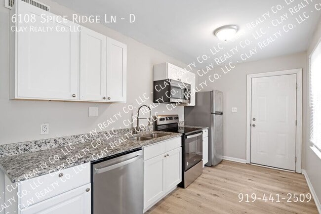 Building Photo - 6108 Spice Ridge Ln Unit D