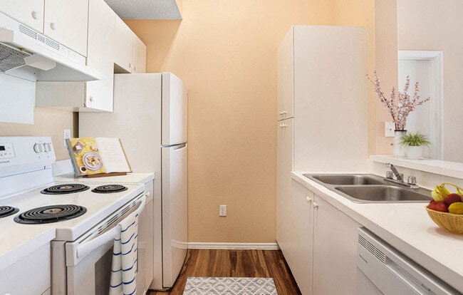 Photo - Aria Landings