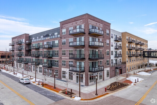 Building Photo - Foundry on 3rd