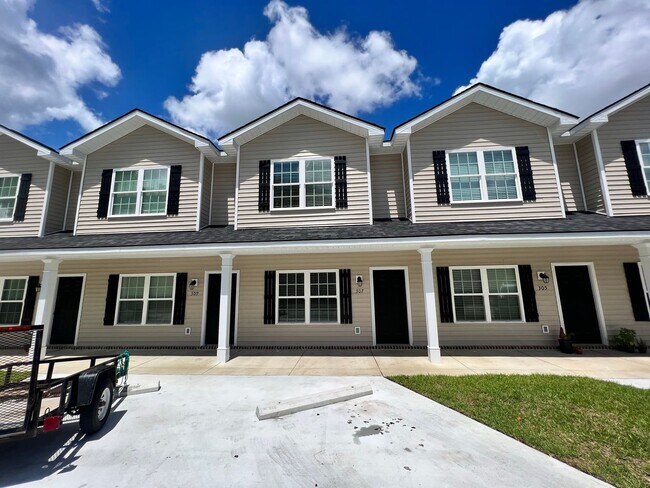 Building Photo - 309 Broad St