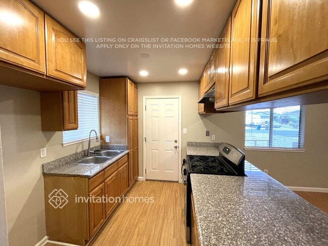 Photo - 4860 Teakwood Dr