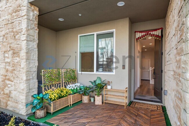 Photo - 6216 Diamond Wy