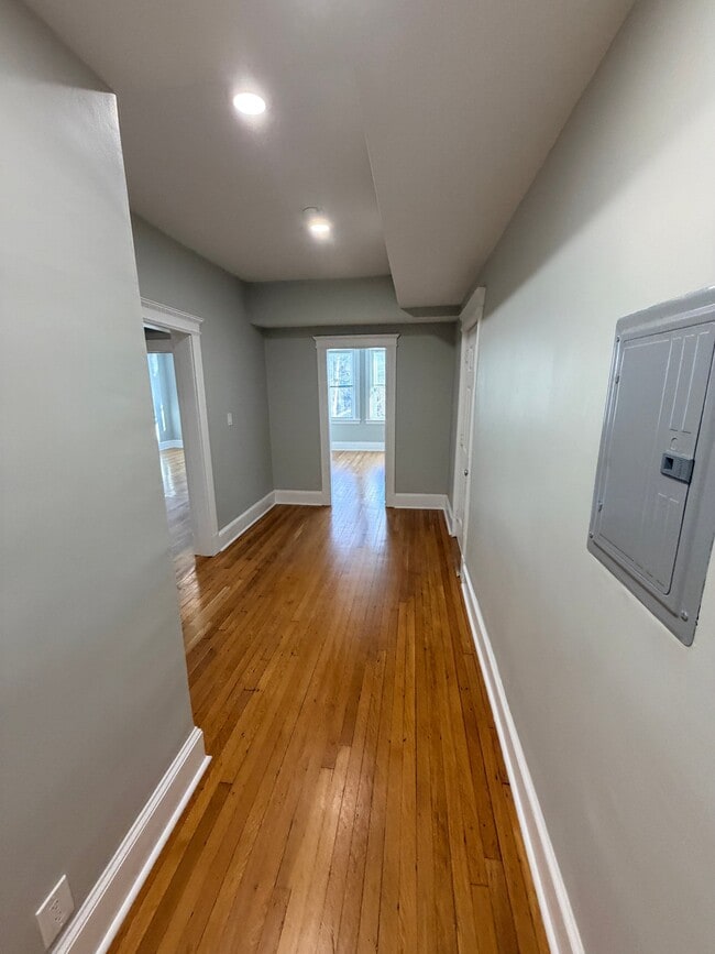 Photo - 32 Park Vale Ave Unit 8