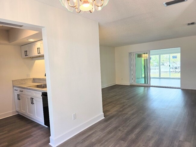 Photo - 2 bedroom, 2 bath condo in "The Islands"