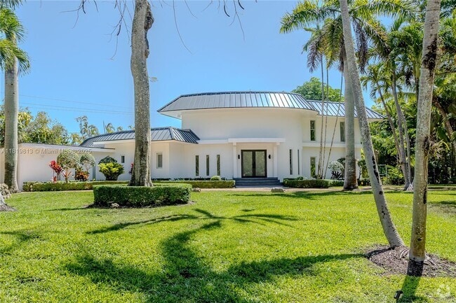 Building Photo - 6540 SW 135th Terrace Rental