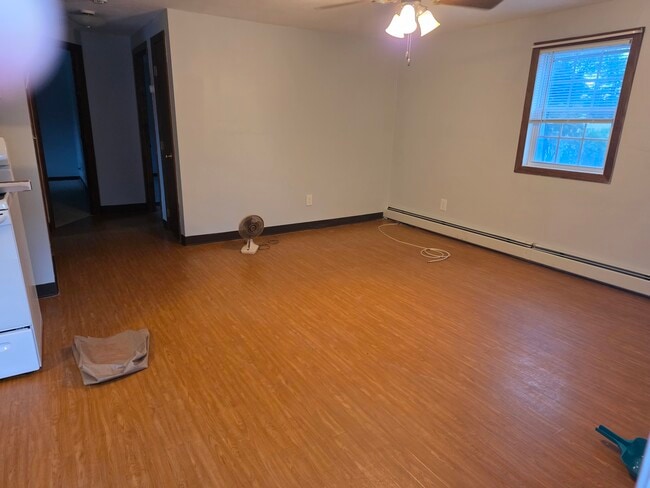 Photo - 11 Richard St Unit 11 Richard St 2nd Fl