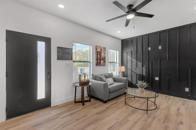 Photo - 2111 Wright St