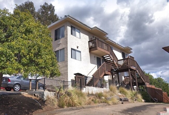 Building Photo - 1464 38th St Unit 3