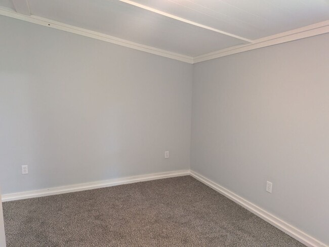 Photo - Move in Ready 4 Bed 2 Bath House