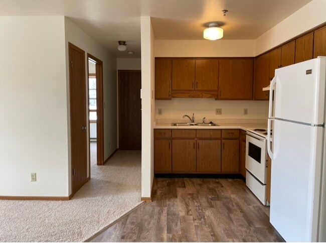 Photo - 715 S Lincoln Dr Unit 6