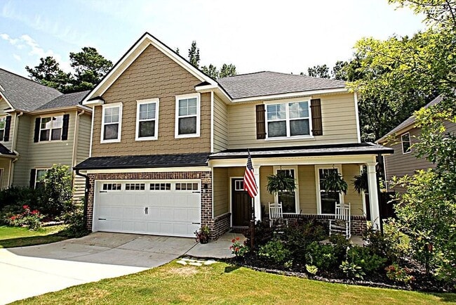 Building Photo - Updated Home in Heart of Evans