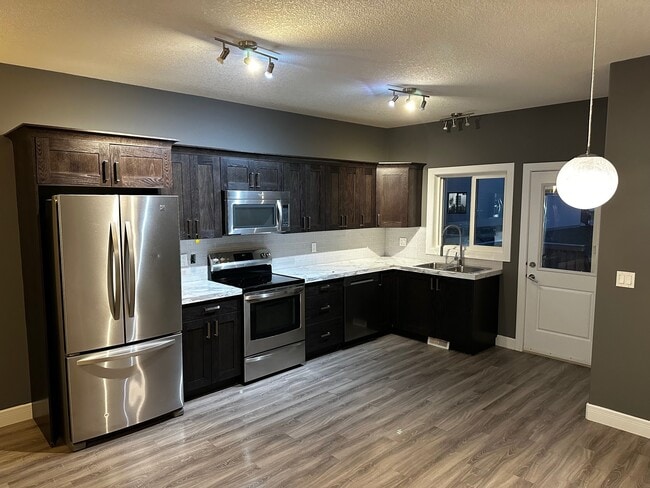 Photo - 9025-9080A 80A Ave Unit B