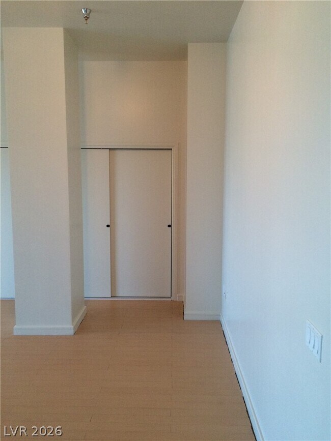 Photo - 200 Hoover Ave Unit 1910