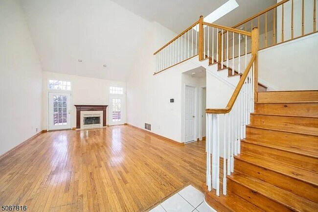 Photo - 2301 Vroom Dr