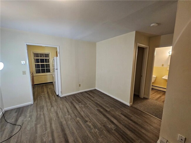 Photo - 14 Huguenot St Apartment Unit 3A