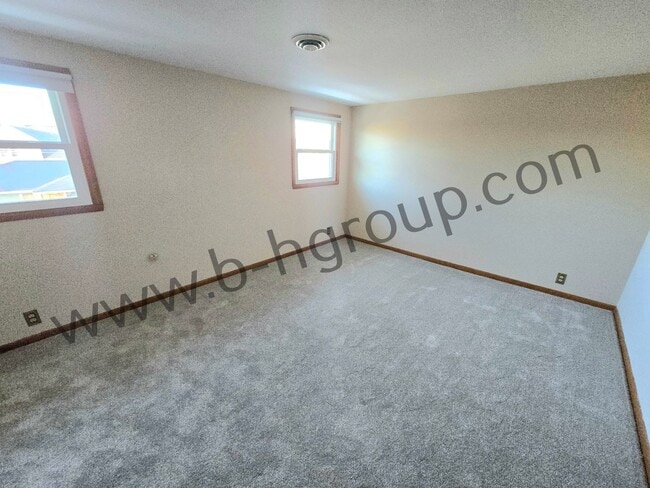 Photo - 5103 24th Ave Unit Upper