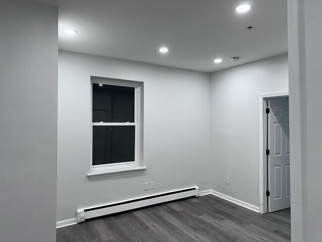Photo - 78 N Clinton St Unit 1