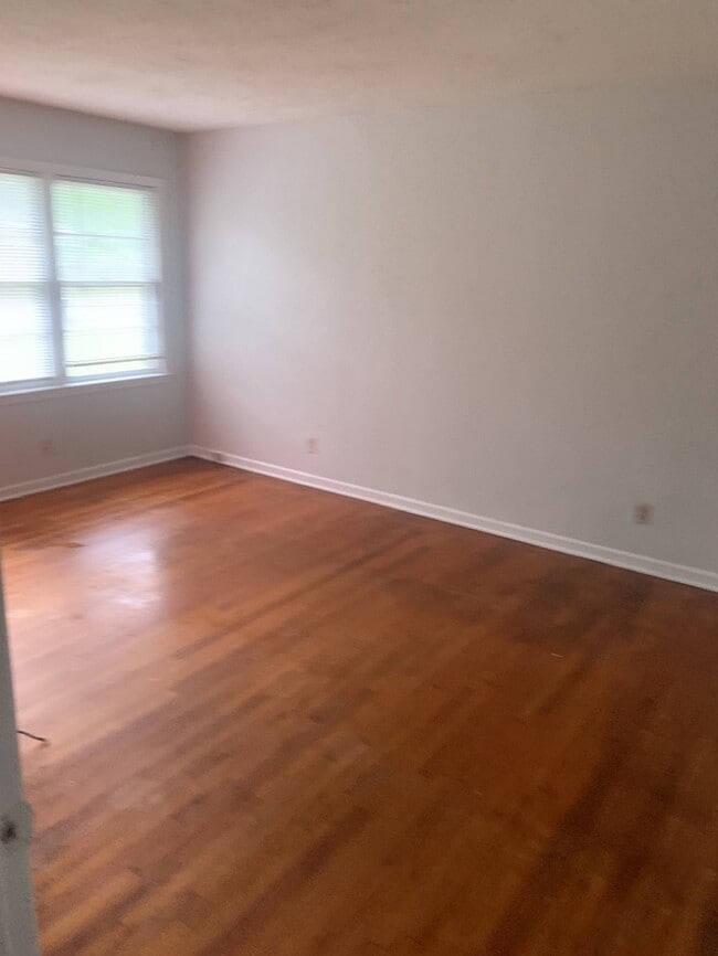 Photo - 2 Bedroom 1 bathroom