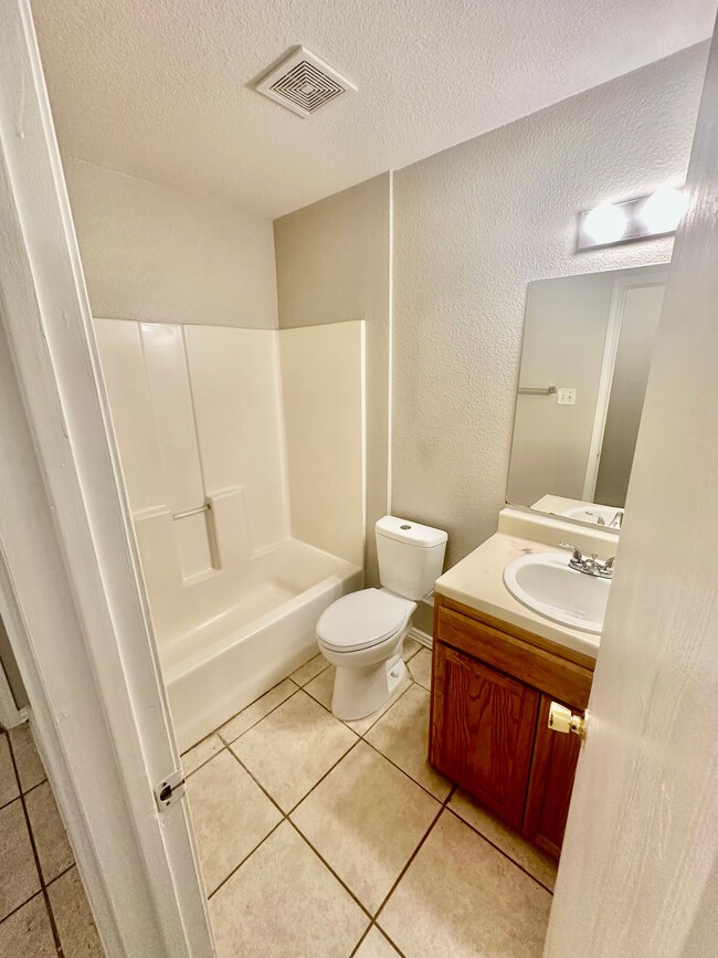 Photo - 13133 Independence Ave