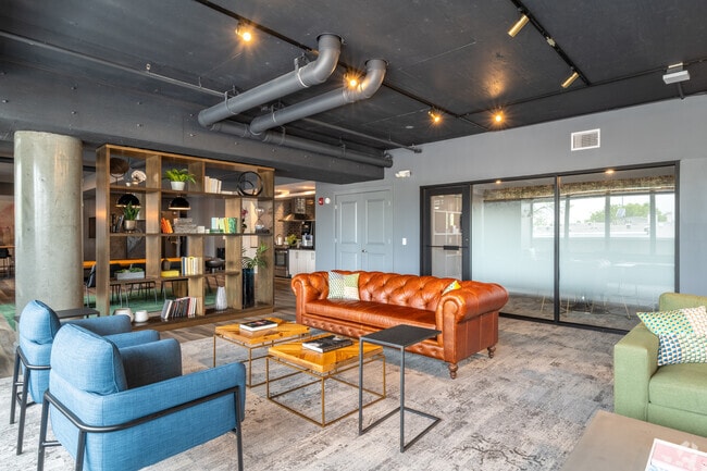 3rd Floor Amenity Space