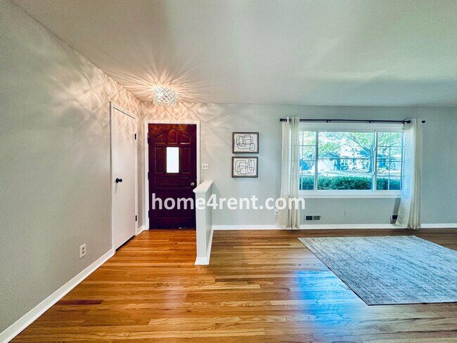 Photo - Attractive Overland Park Home w/ Wood Floo...