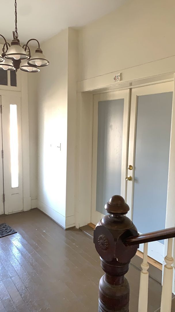 Photo - 330 N High St