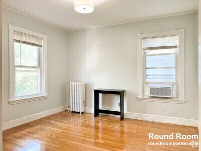 Building Photo - 14 Smythe St Unit 1 Rental