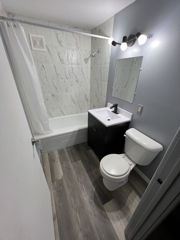 Photo - 1129 Catalpa Cir