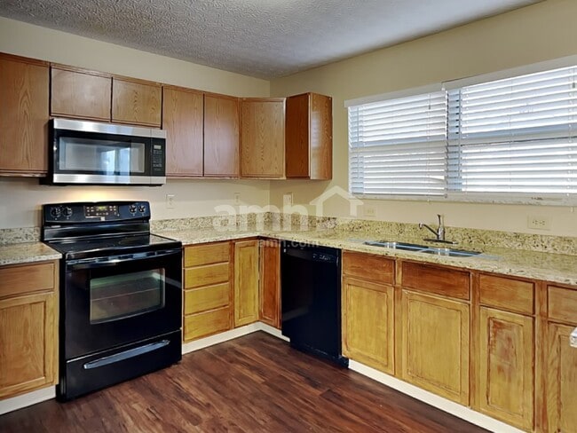 Photo - 8118 Arbor Rose Way