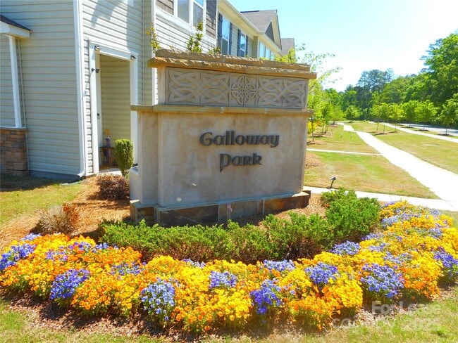 Photo - 1454 Galloway Rd