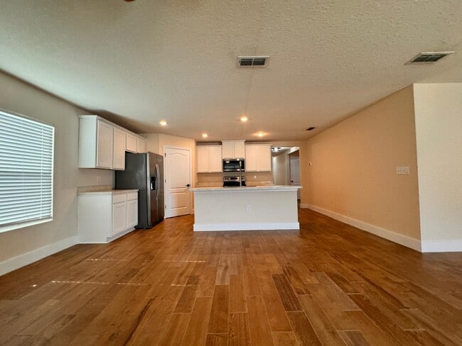 Photo - 2488 Beachview Dr