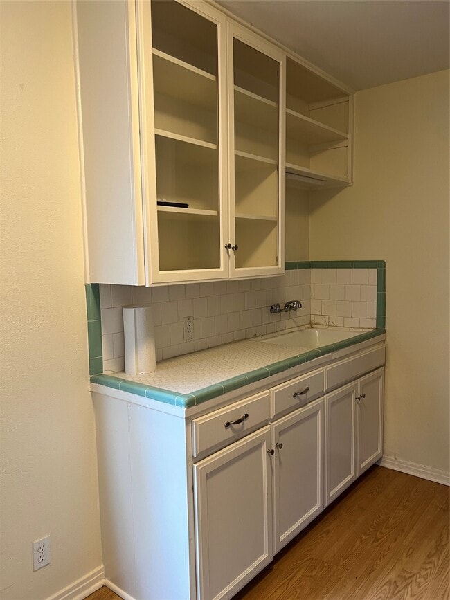 Photo - 1212 Postoffice St