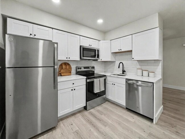 Photo - 200 E. Maple Avenue