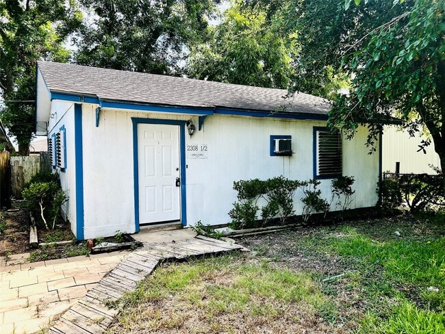 Building Photo - 2308-10th 1/2 Avenue Rental