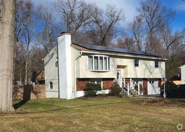 Building Photo - 15 Ridgewood Terrace Unit 1 Rental