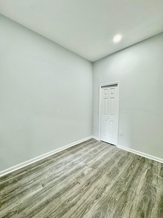 Photo - 3011 W Girard Ave Unit 1