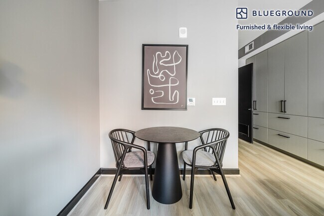 Photo - 1313 L St NW Unidad FL4-ID993