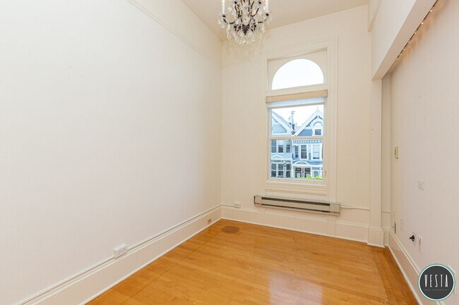 Photo - VICTORIAN PACIFIC HEIGHTS 2BR 1BA UPDATED ...