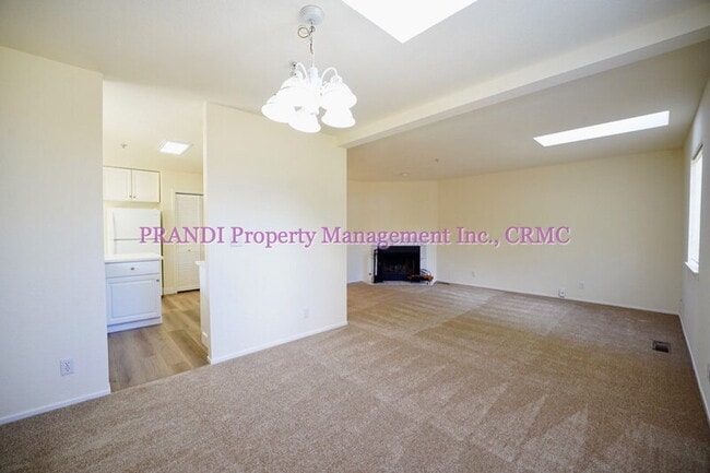 Photo - 9 Bayview St