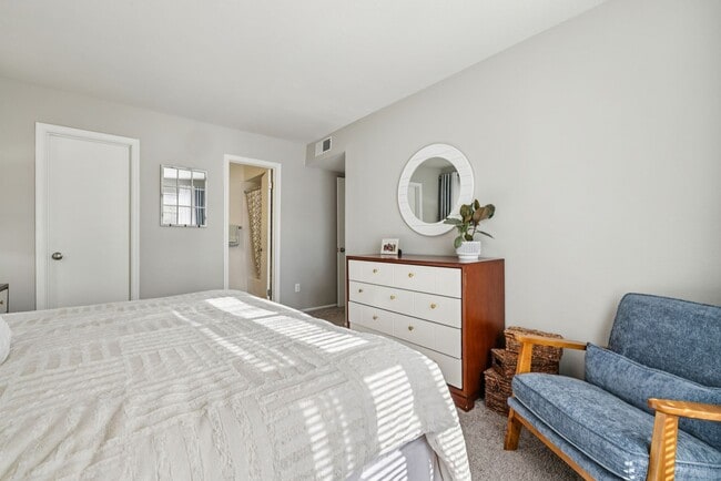 Photo - The Village at Elkridge