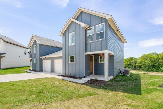 Photo - 1210 Chestnut Ct